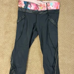 Lululemon cropped leggings size 4